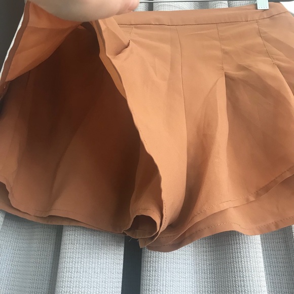 Tan shorts by blu pepper - Picture 7 of 8